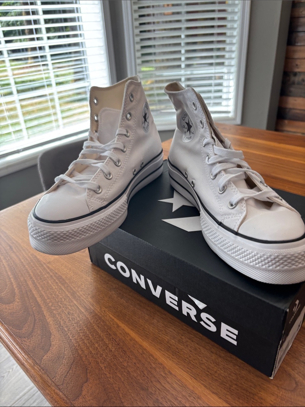 NEW Converse Chuck Lift Canvas Hightop Shoes Optical White Black Womens Size 9.5